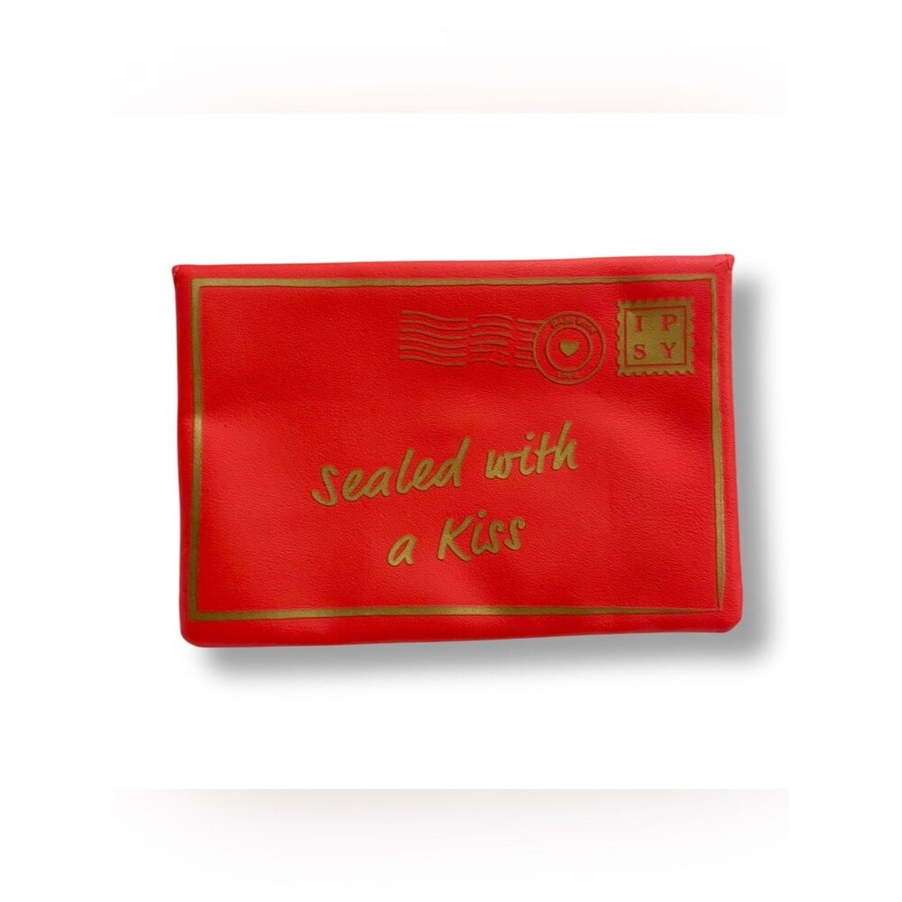 Ipsy Sealed with a Kiss Red and Gold Envelope Cosmetic Bag New Without Tags